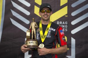 2016_NHRA_CHI_A_Hines-9