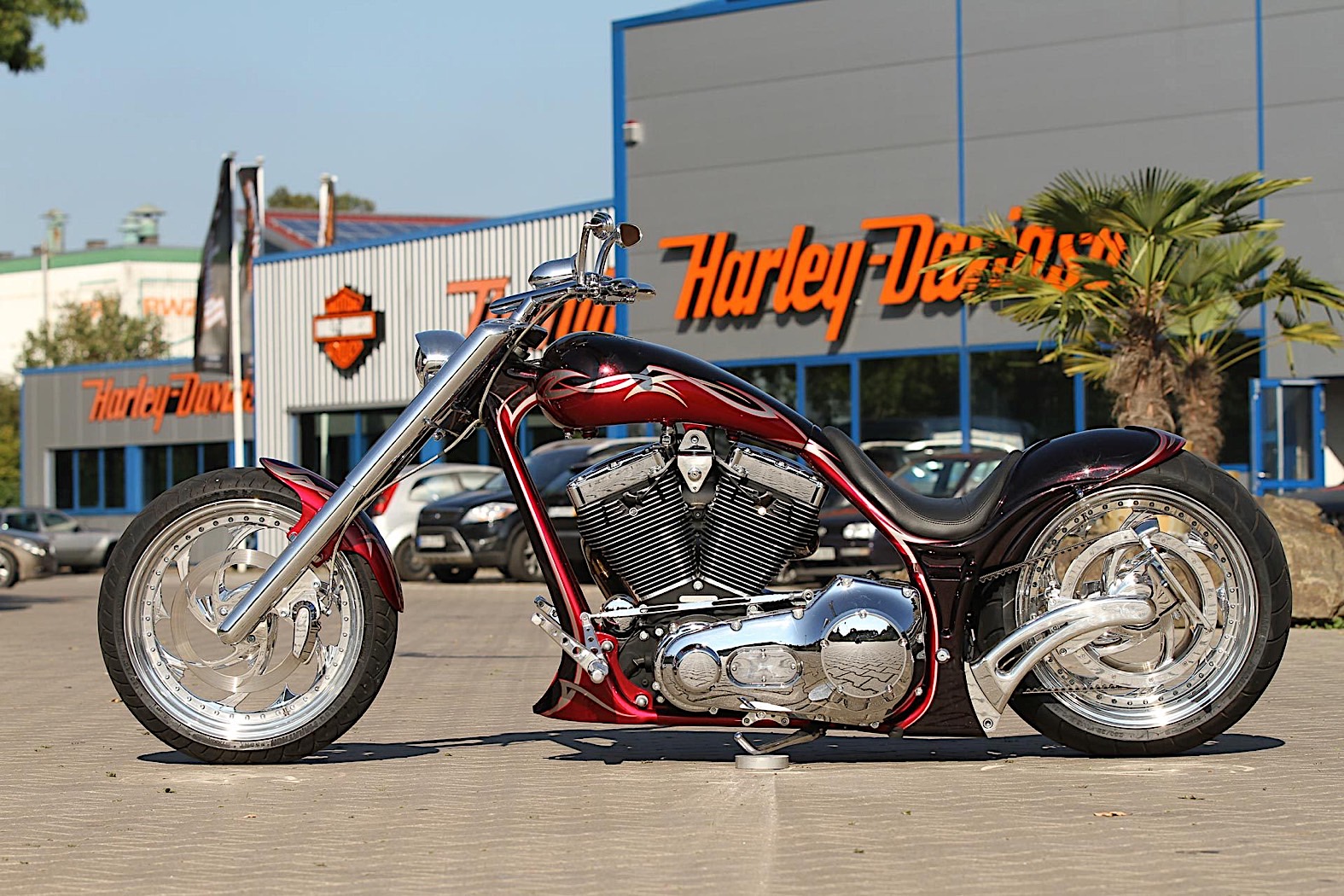 build a custom harley motorcycle online