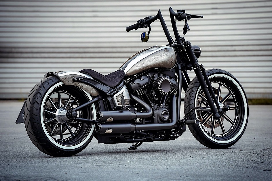 Harley Davidson Vader S Fist Custom Build Bikernet Blog Online Biker Magazine