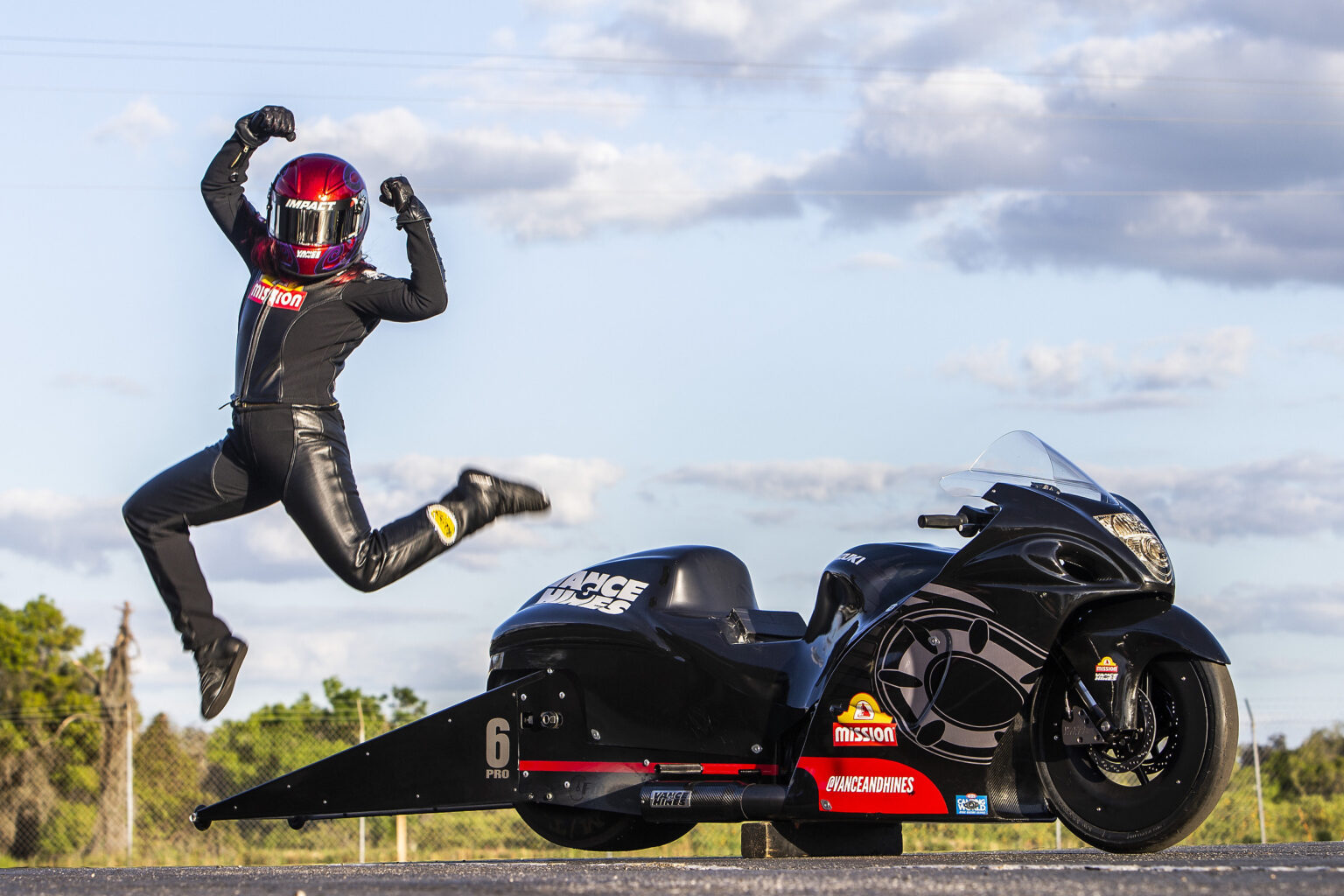 Race Day Update- Angelle Sampey Goes 200MPH, New Vance & Hines 4-Valve ...