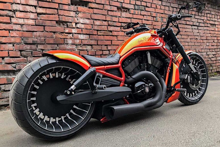Unique Custom Wheels on Harley-Davidson V-Rod — Bikernet Blog - Online ...