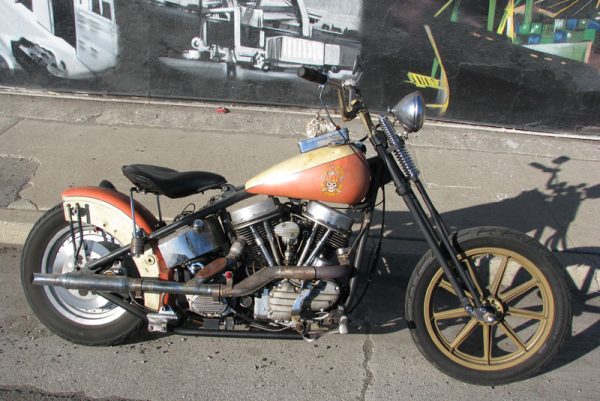 Funky Panhead Part 5: New front wheel and disc brake